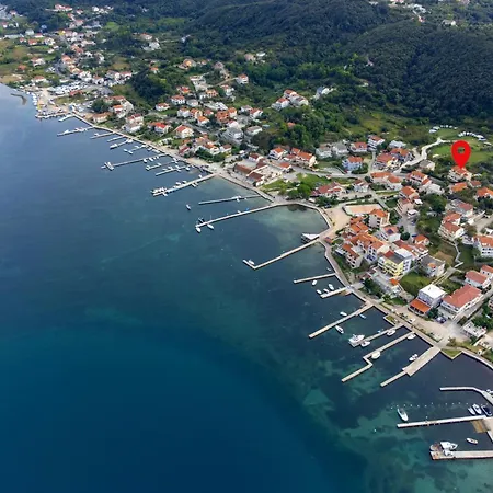 Apartment - Donja 15983a Supetarska Draga