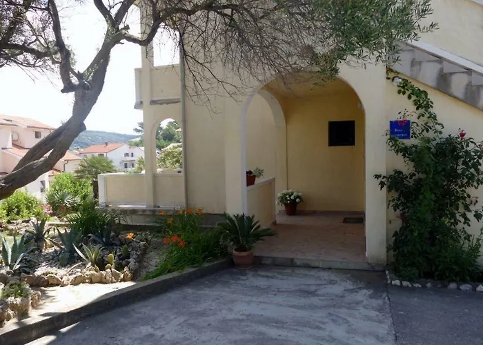 Апартаменты - Donja 15983a *